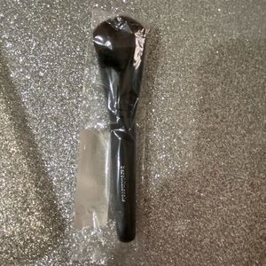 Bare minerals makeup brush